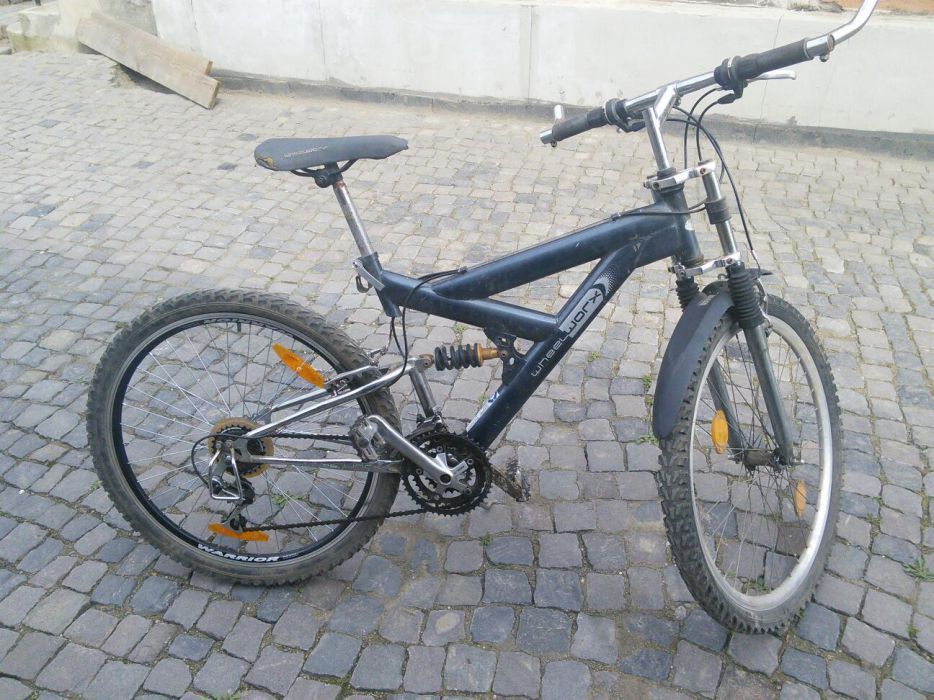 Wheelwork , bicicleta cu suspensii