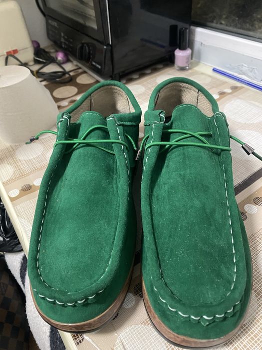 Продам новую обувь