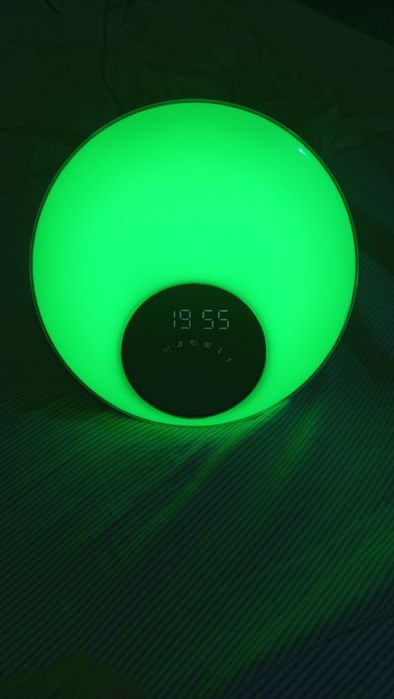 Радио часовник с блутут