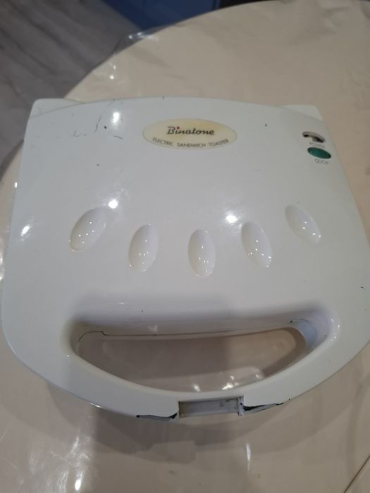 Продам сэндвичницу на запчасти