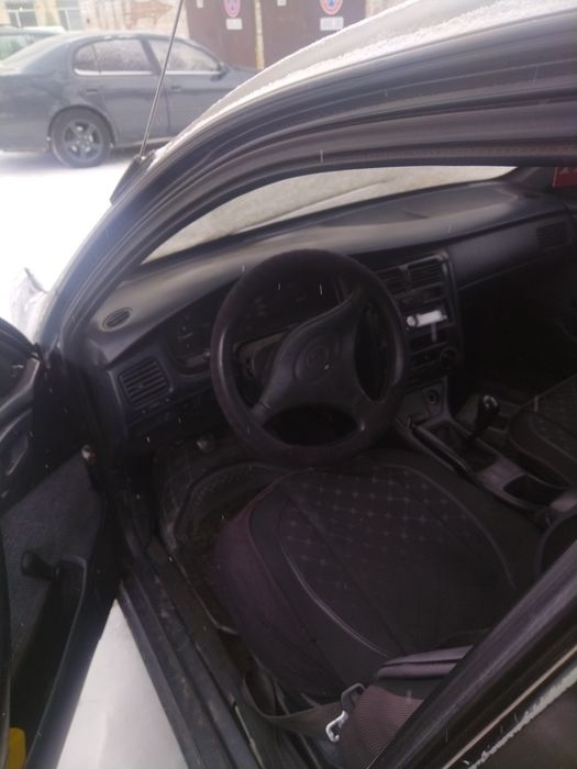 Тойота Карина е. На ходу.