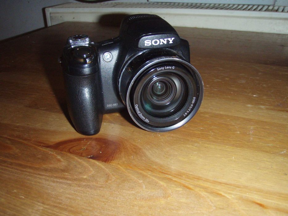 Aparat foto digital 9.1Mp Sony DSC-HX1 + acumulator + incarcator