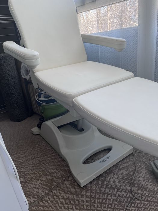 Продам кресло-кушетка,