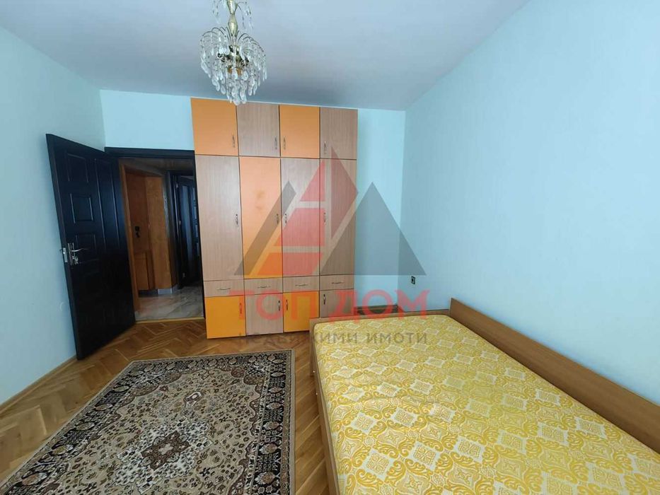 Дава се под наем Тристаен апартамент в Варна, Лятно кино Тракия - 70 кв.м за 459 € - Снимка #3