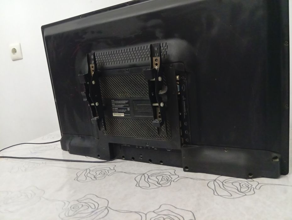 Телевизор Samsung