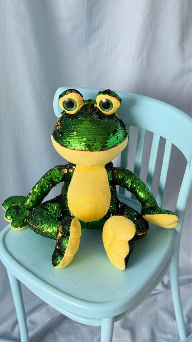 Лягушка в поедках