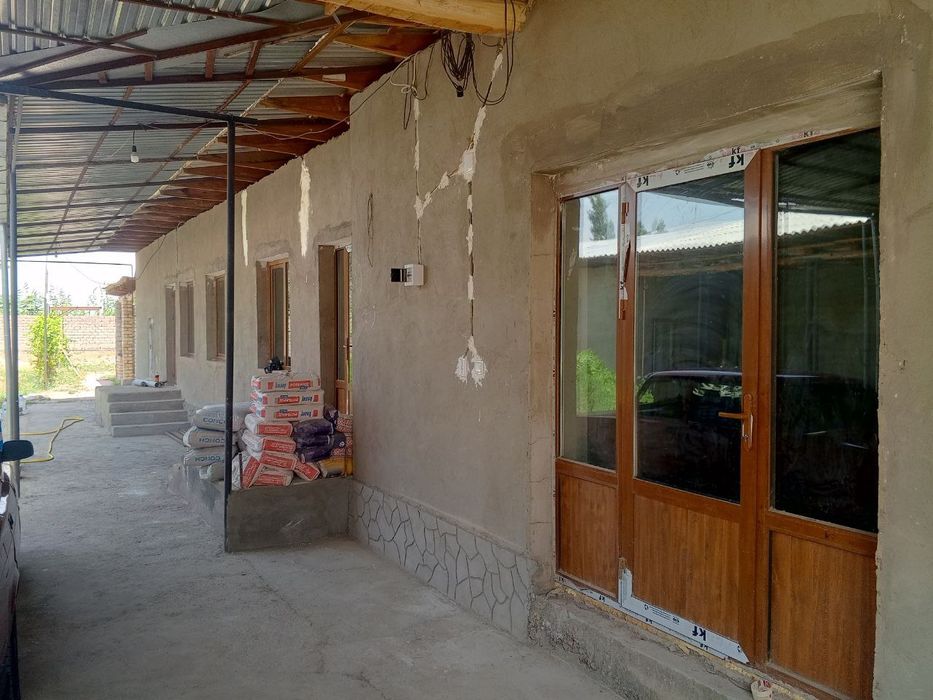 Срочно сотилади 9 сотик дан ошади