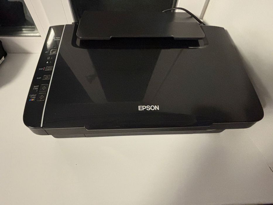 Продам цветной принтер