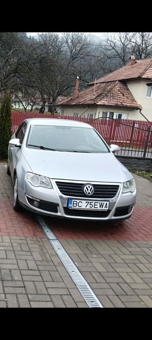 Vând Passat B6 1.9 TDI.