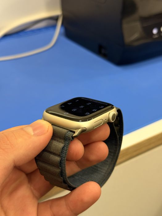 Apple Watch 9 45mm Silver