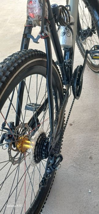 Drongo tog' velosipedi - juda yaxshi holatda, yangi shinalar + sovg'a