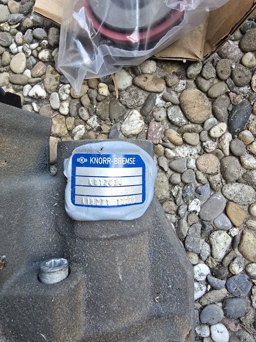 MAN TGA 440-480 Спирачни апарати Knorr