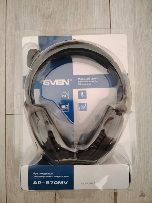 Наушники с микрофоном