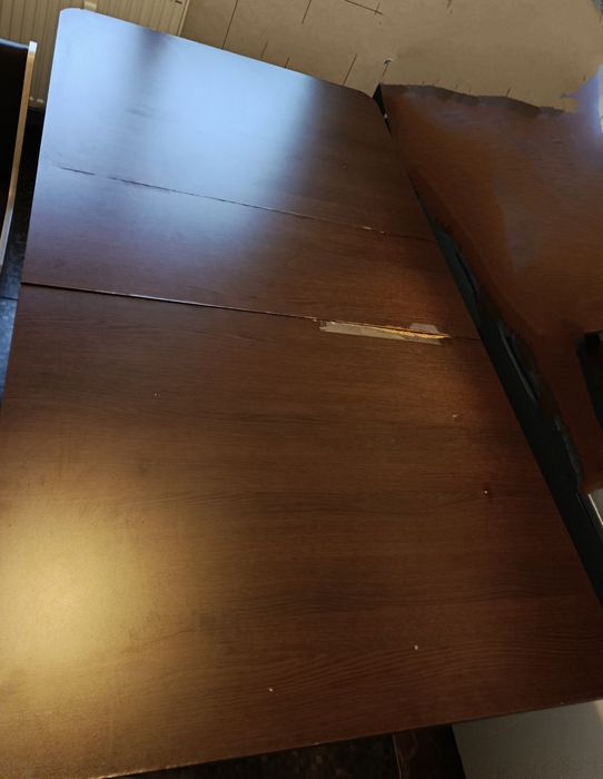 Donez masă de sufragerie