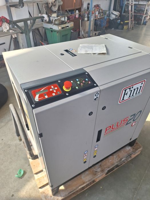 Compresor aer pe surub Fini 15 kw