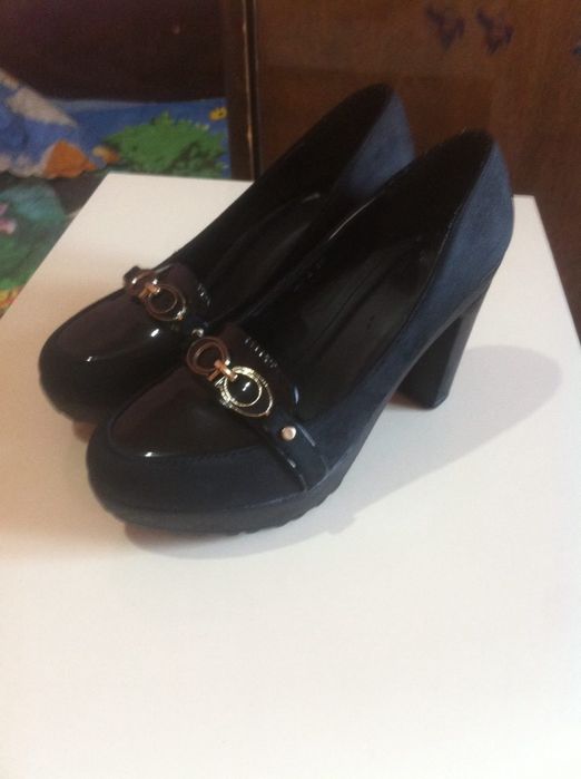 Женская обувь новая