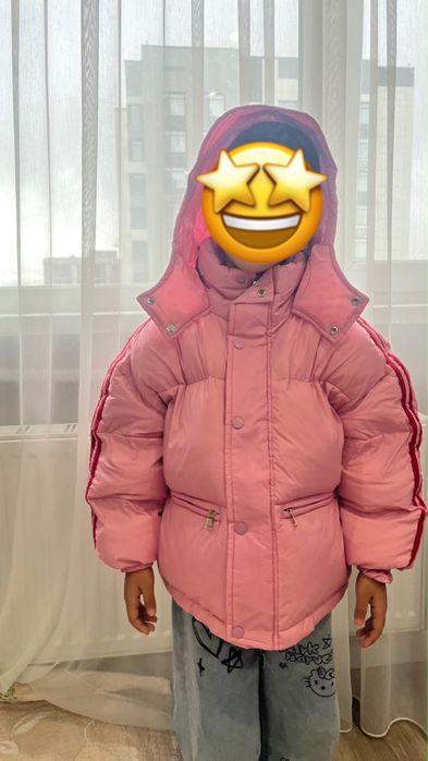 Продам куртку на девочку