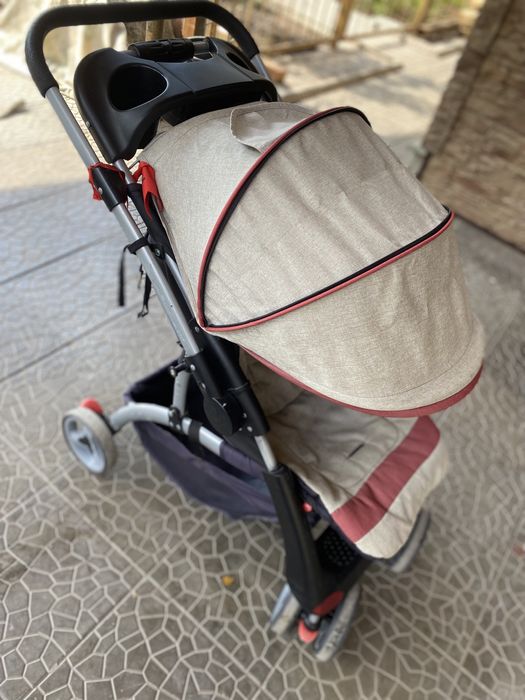 Коляска Kari прогулочная