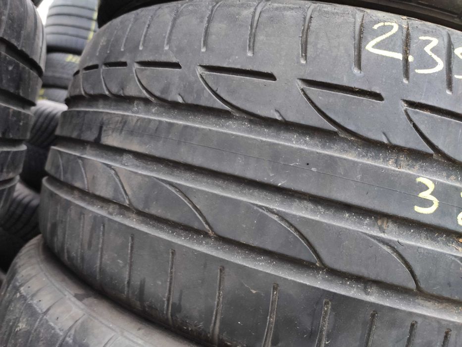 4бр Летни гуми 235 40 19 - Bridgestone