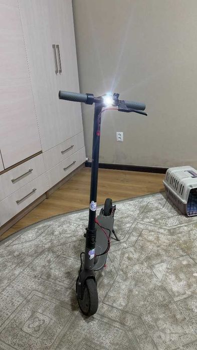 Электросамокат Xiaomi m365