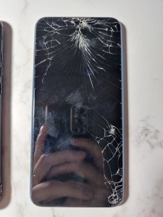 Продам Huawei Y9 2019