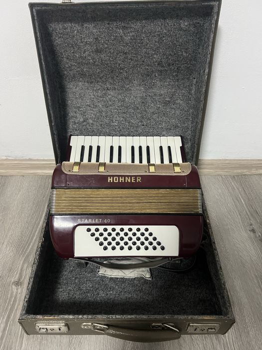 Acordeon Hohner Starlet 40 de copii/adolescenti/adulți