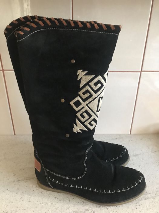 Cizme piele întoarsă,îmblănite