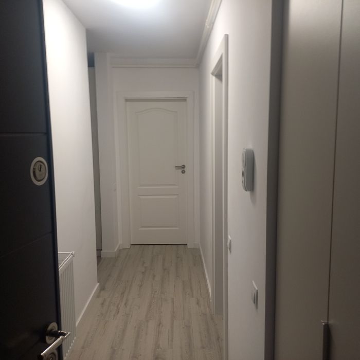 Dau in chirie ap.3 camere