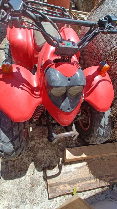 Vând scuter și atv