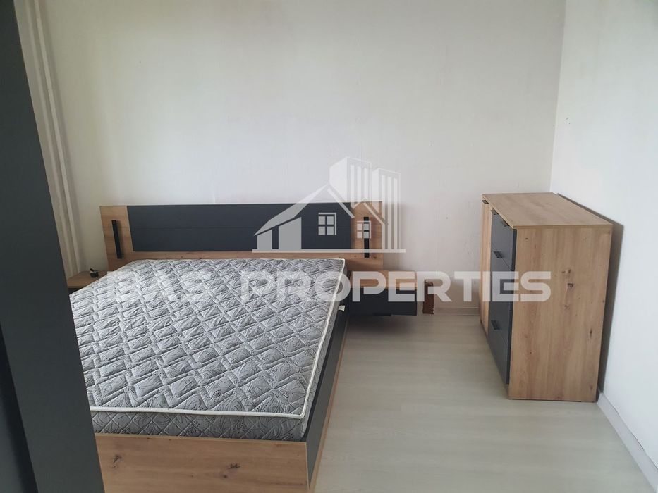 Продава се Двустаен апартамент в София, Модерно предградие - 72 кв.м за 2013 €/кв.м - Снимка #3