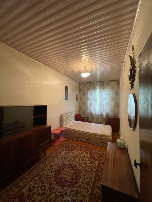 Чиланзар 19. Продажа. Срочно. 3 х комнатная