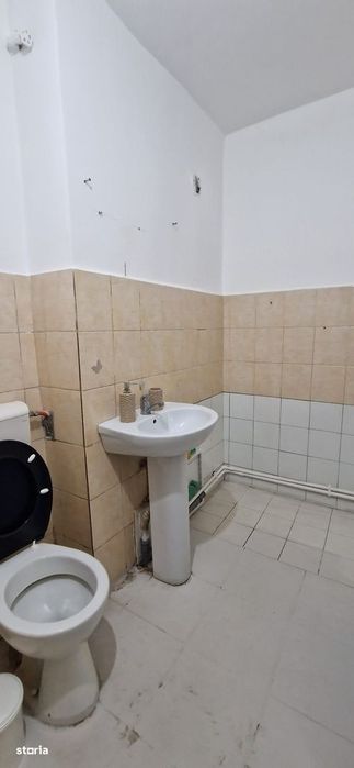 Spatiu comercial 31 mp parter Tatarasi 60000 euro