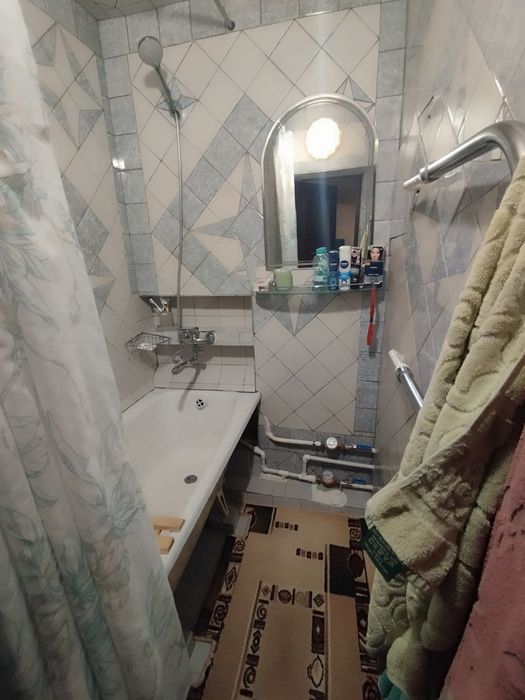 Акпдем городок 4/4/4  80м² Кирпич