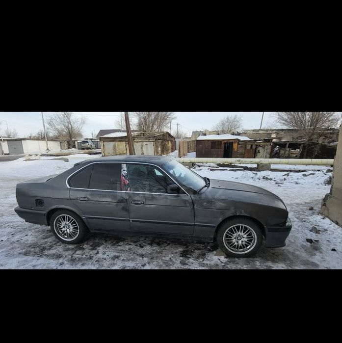 Продам бмв е34 525i