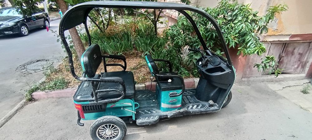 Trisikl, armada motors