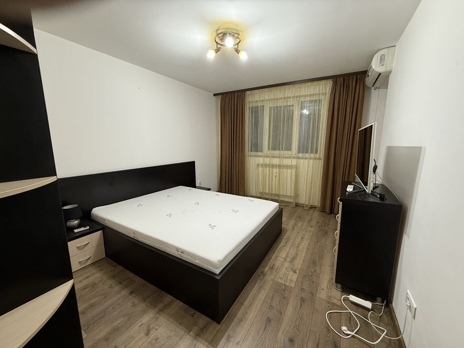 Inchiriez apartament