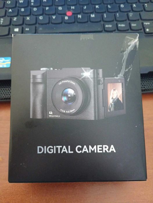 Digital Camera 4K mega pixel 16x zoom power