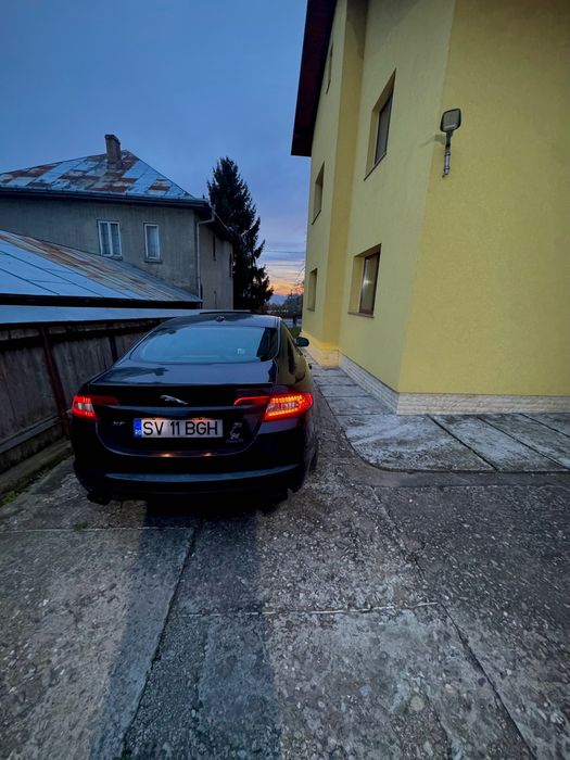 Jaguar Xf -2.7 diesel- V6 Bi-Turbo- 250 CP