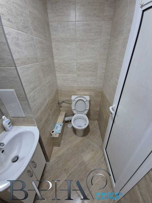 Дава се под наем Двустаен апартамент в Варна, Център - 62 кв.м за 428.91 € - Снимка #8