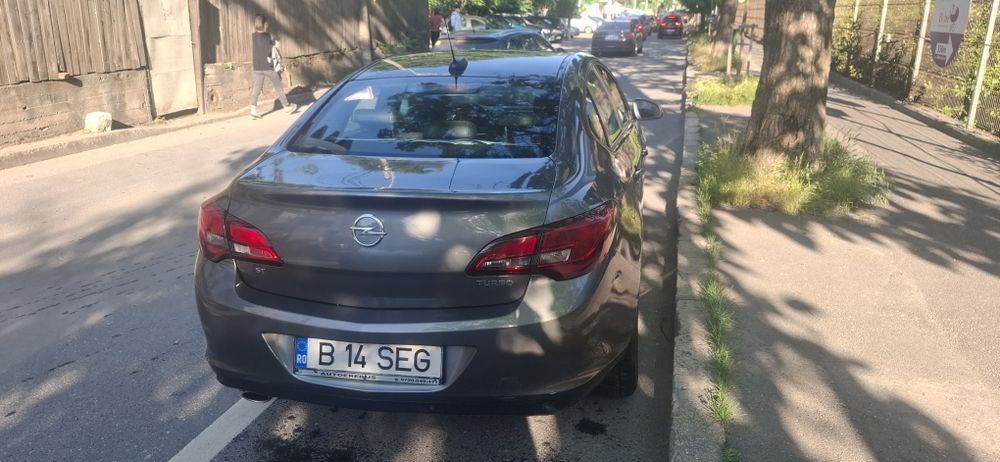 Vand Opel Astra j
