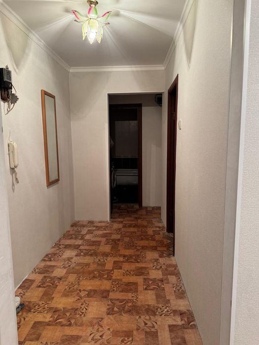 2 бөлмелі квартира жалға беріледі.