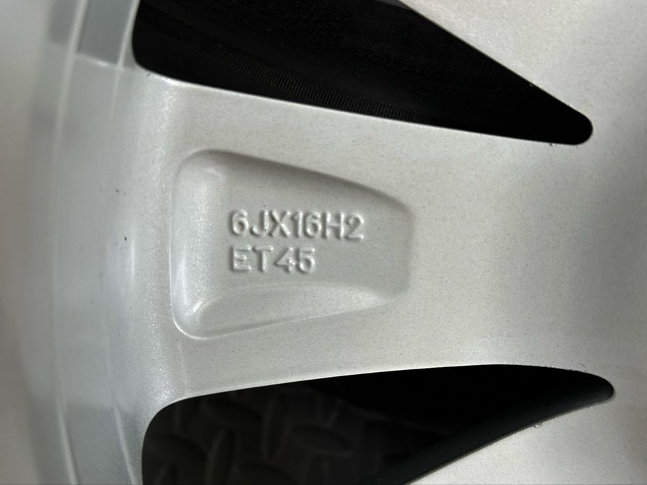 16” Seat Arona оригинални джанти