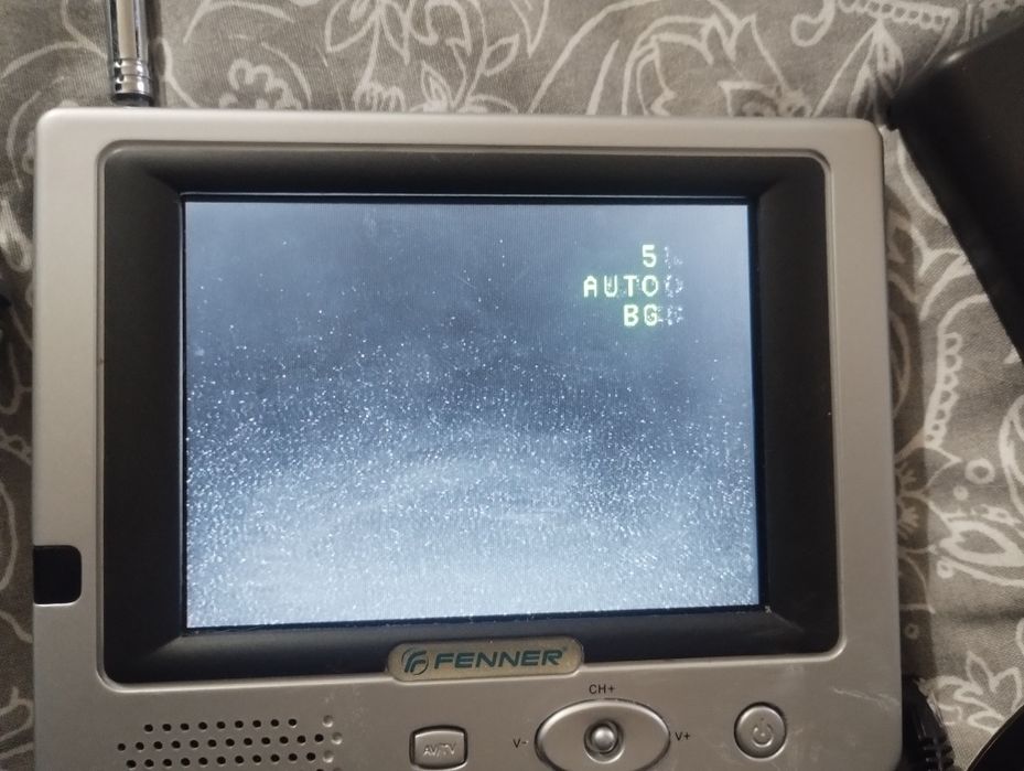 Televizor portabil Fenner complet
