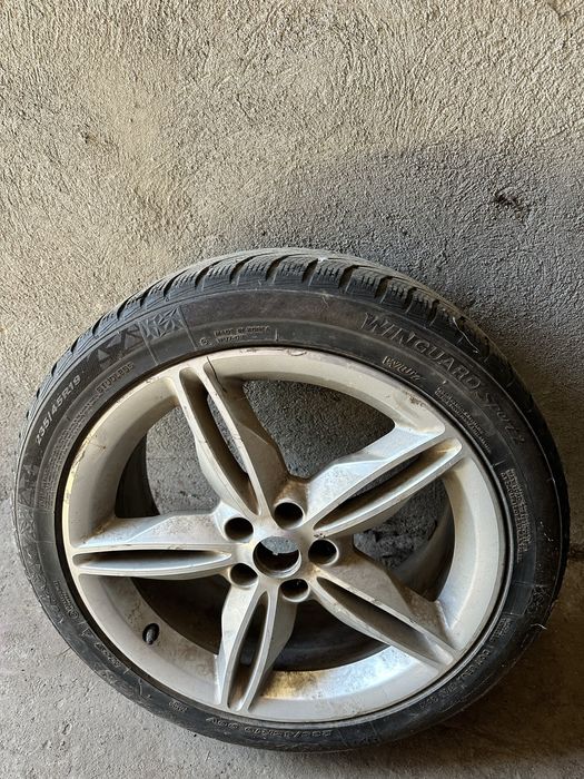 Jantă Ford Kuga 235/45 r19