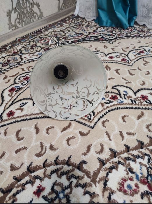 Продаю люстру за 2000