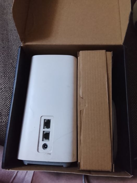 Продам роутер теле2