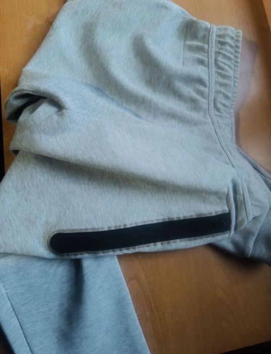 Nike tech fleece