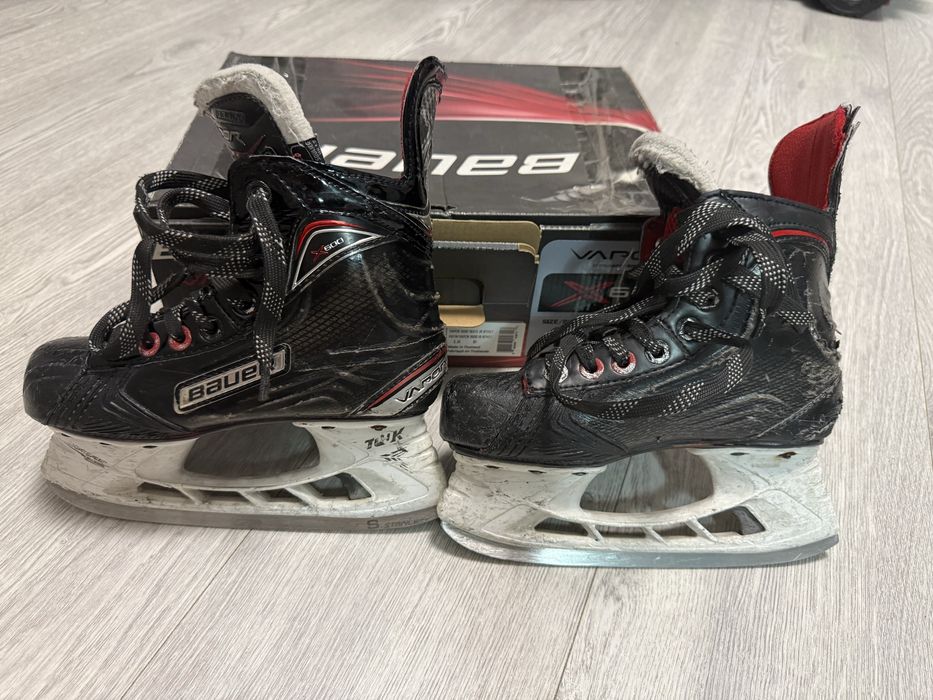 Продам коньки Bauer-1 (37,5)