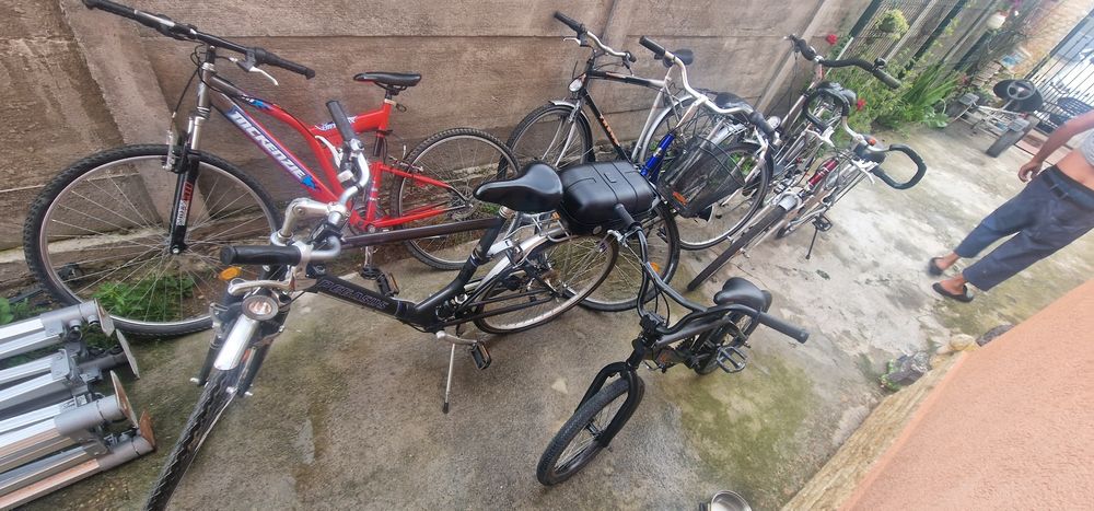 Biciclete de vânzare