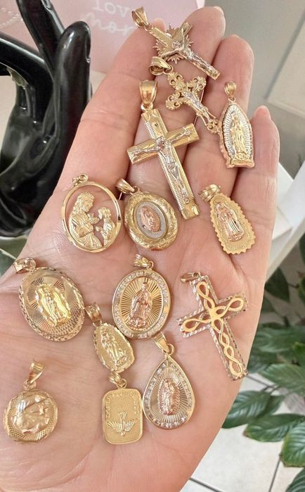 Pandantive aur 14k comanda Turcia